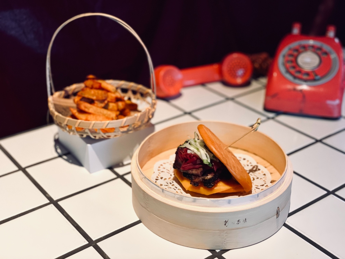 煙燻牛胸肉黃金刈包搭地瓜薯條