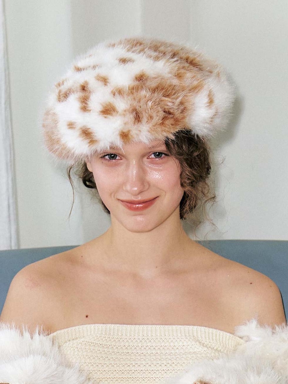 Poesiedame鹿紋貝蕾帽，整團毛茸茸，一戴上冬日氛圍拉滿！