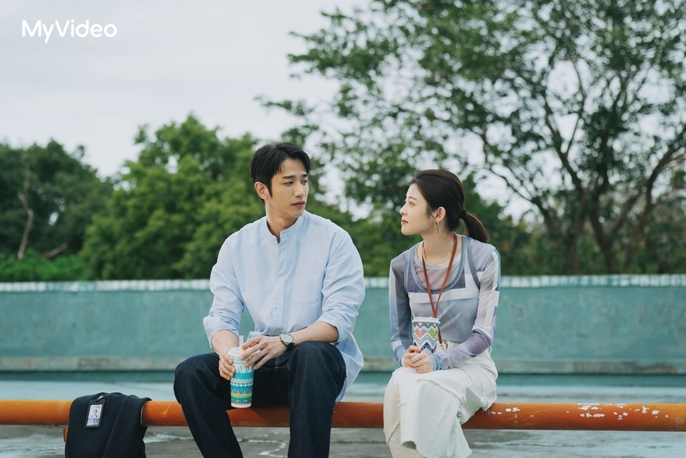 《監所男子囚生記》劉以豪（左）坦言人生曾有「被困住」而迷失方向的階段。