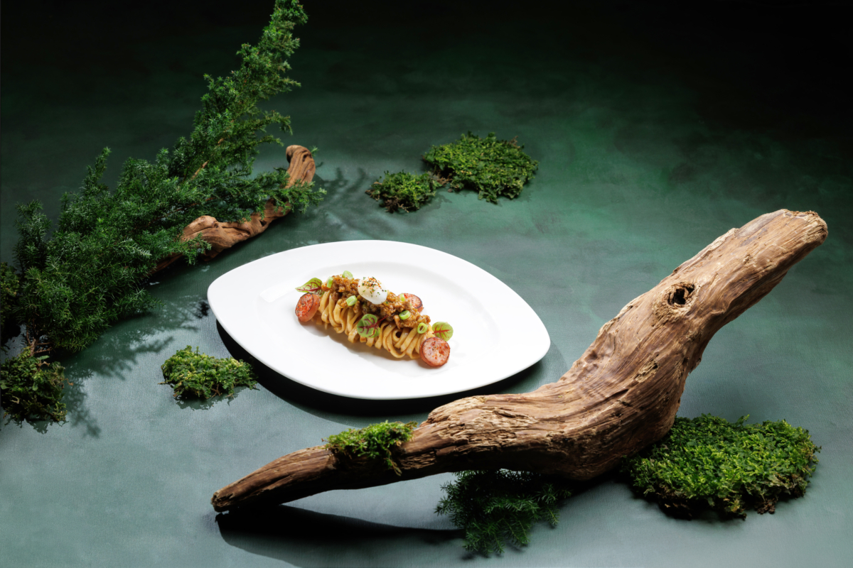 台北 W 飯店_艾斯佩雷辣味豬肉醬康堤起司香腸拌麵