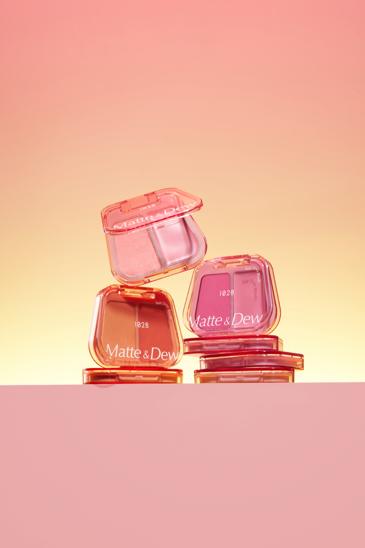 1028 水霧交融澎潤腮紅膏 01 奶霜杏/02 春櫻粉/03 丁香紫，NT$350