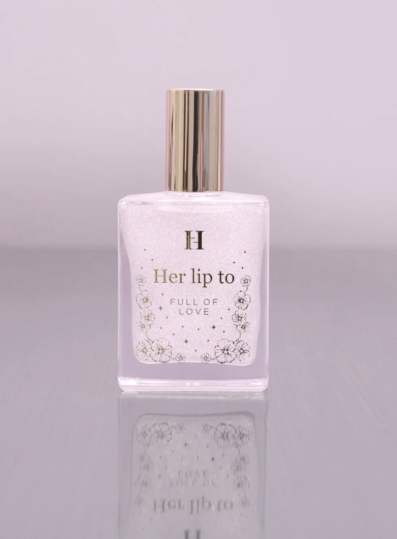 「穿戴式光澤」也是聖誕夜必備的美妝小心機！