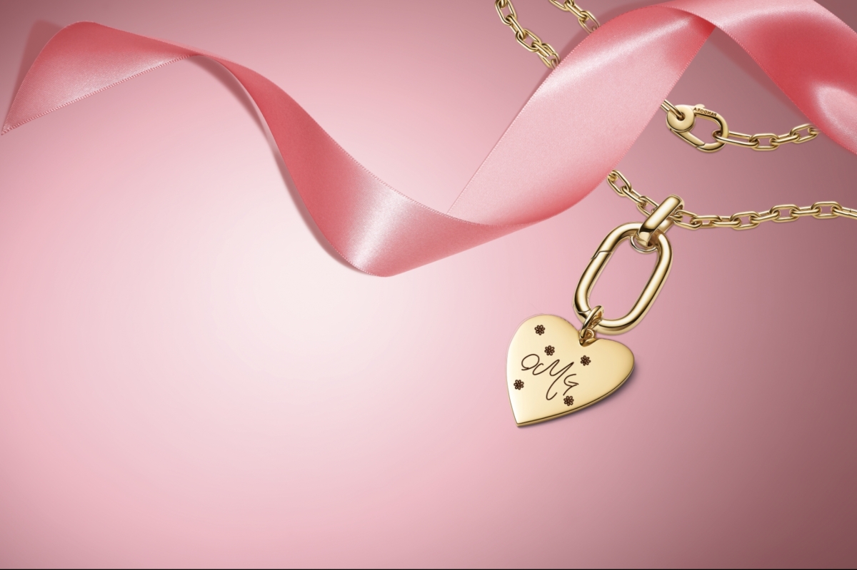 PANDORA「品牌大使 Molly 聖誕限定套組」