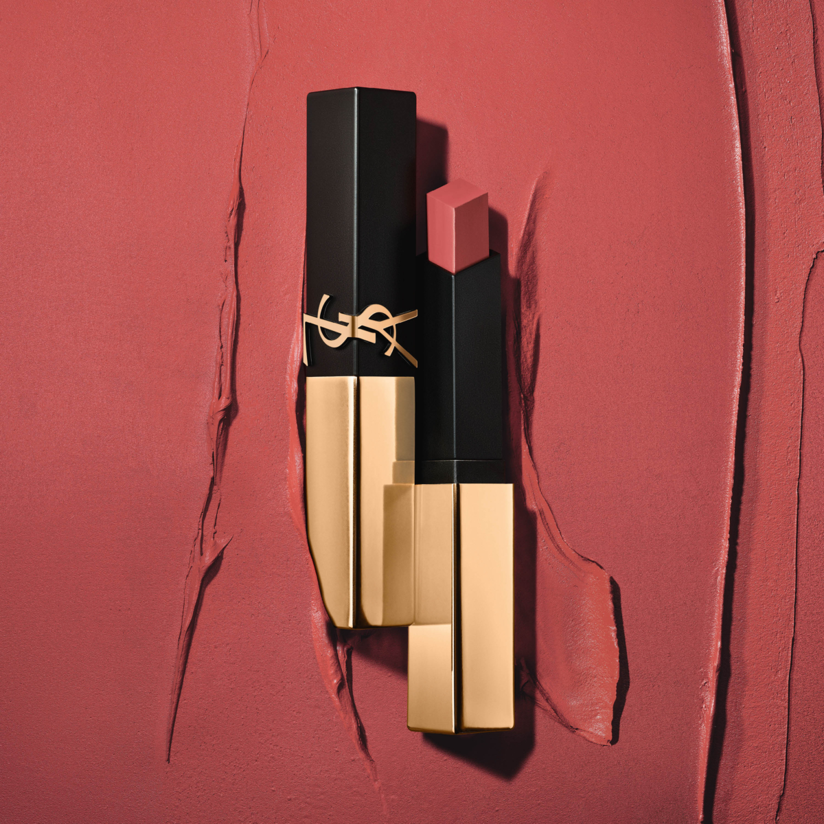 YSL BEAUTY 奢華煙管柔霧唇膏#1977東方夢，NT$1,650