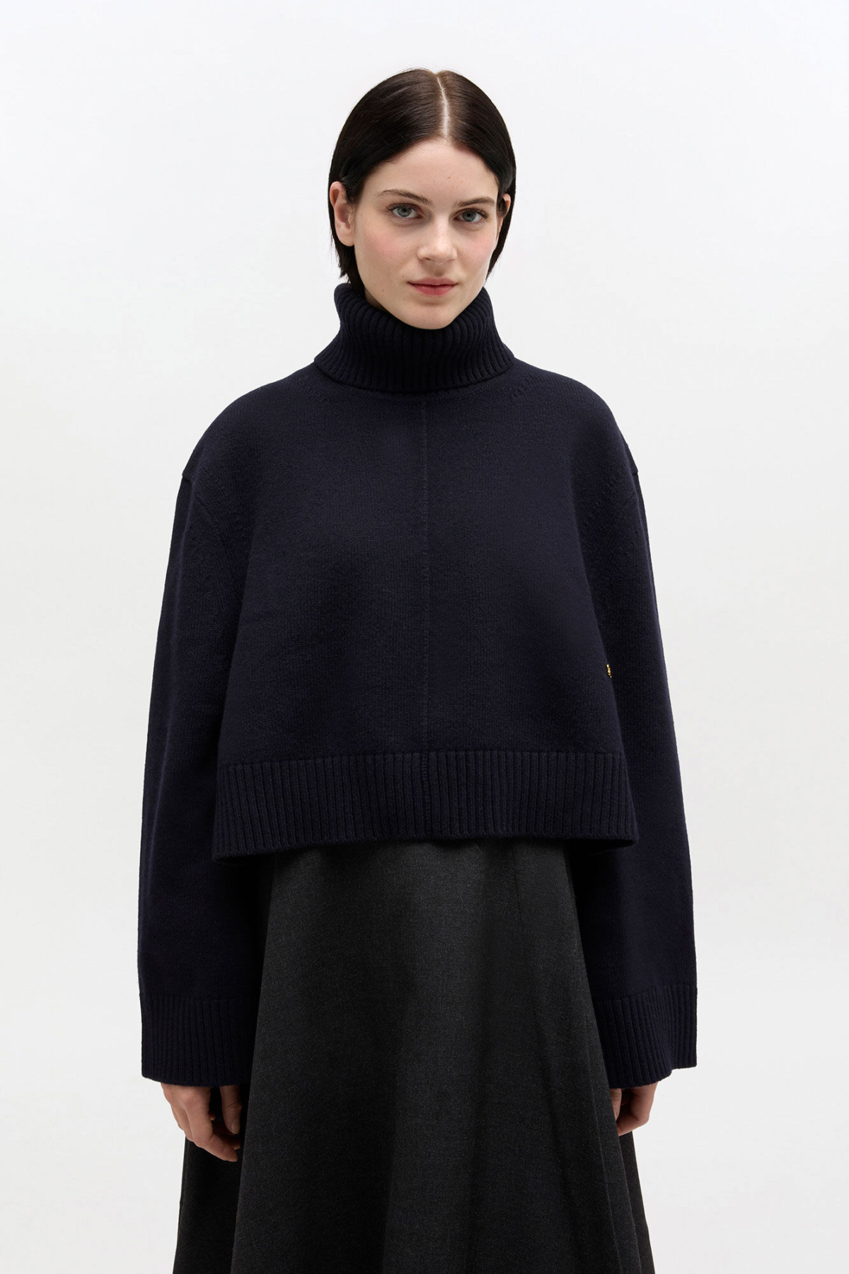 GANNI 經典日常羊毛高領針織上衣-藏藍 ，NT$12,800