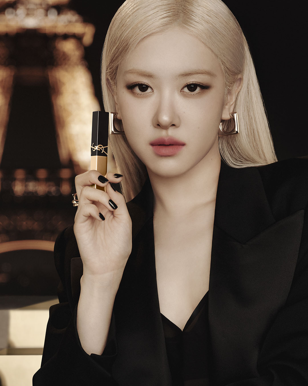 YSL BEAUTY 奢華煙管柔霧唇膏#1977東方夢，NT$1,650