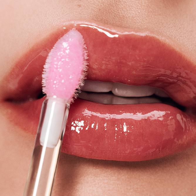 BOBBI BROWN 晶鑽水晶豐盈護唇油6ml，NT$1,400