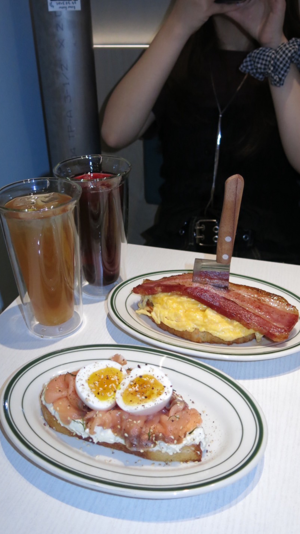 招牌酸種麵包絕對是店內必點！