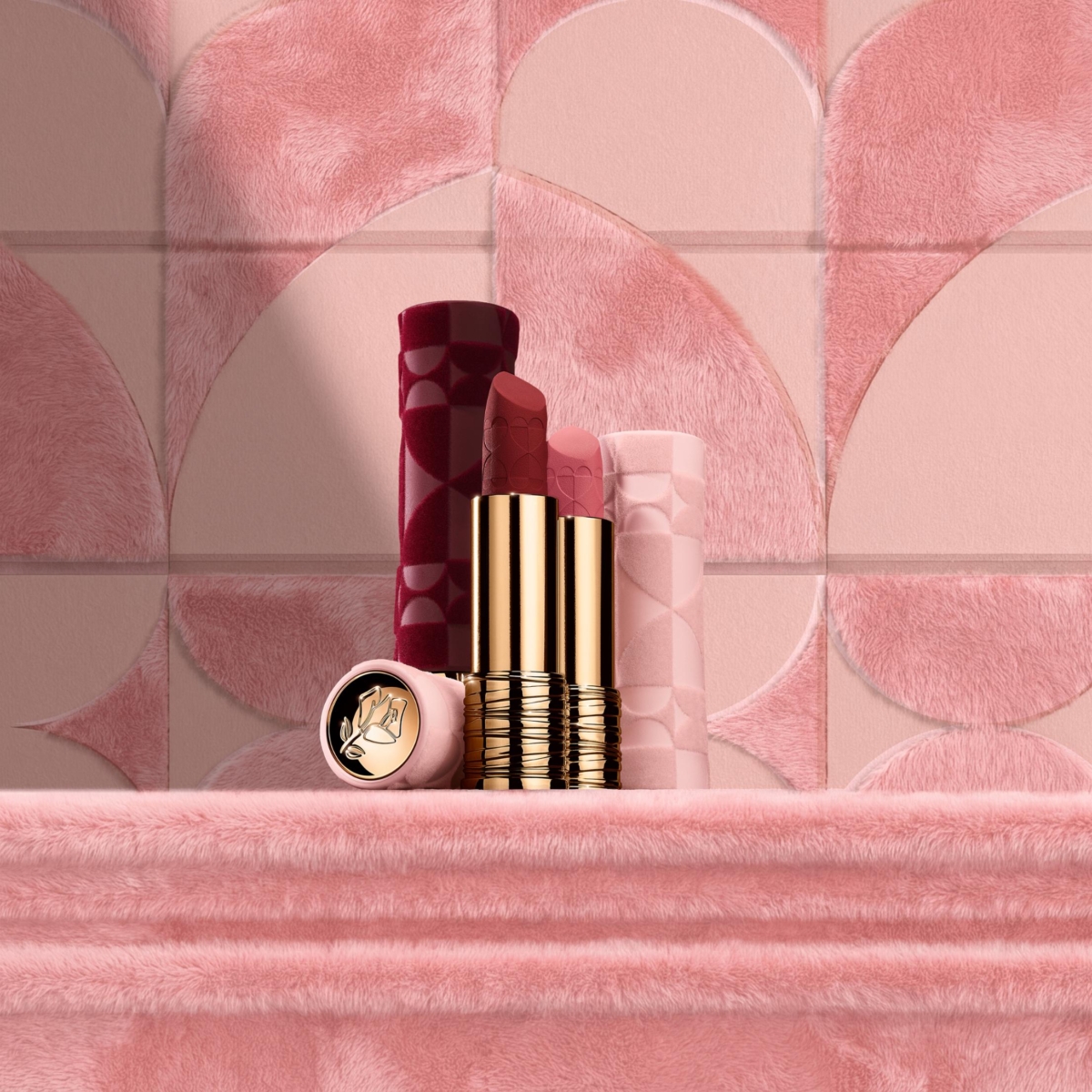 蘭蔻 絕對完美唇膏 絲絨霧感 2026情人節限定版，NT$1,600