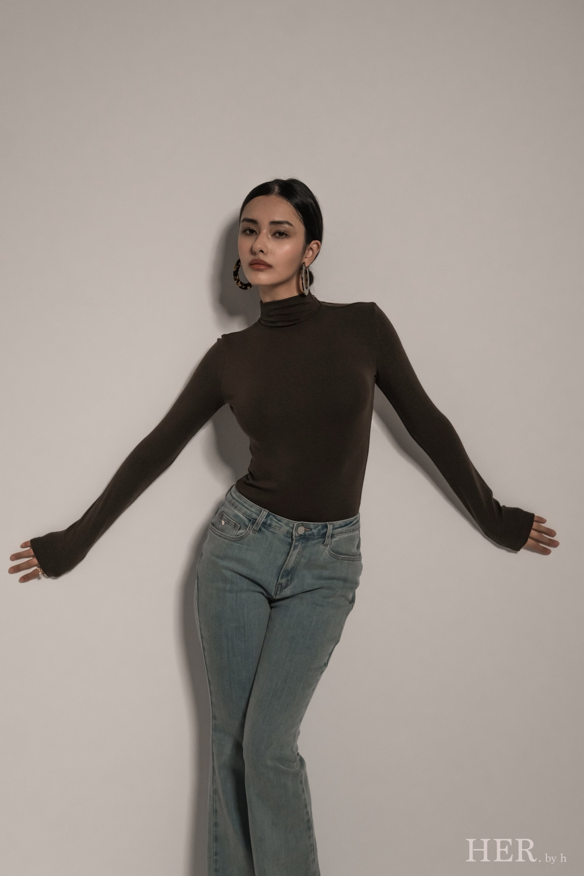 Her by h 莫代爾羊毛經典比例小高領，NT$1860