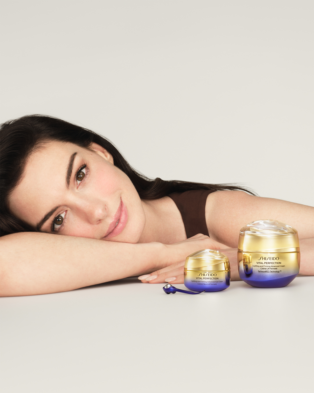 好萊塢甜心女神「安海瑟薇」最愛的『A醇ACE眼霜』