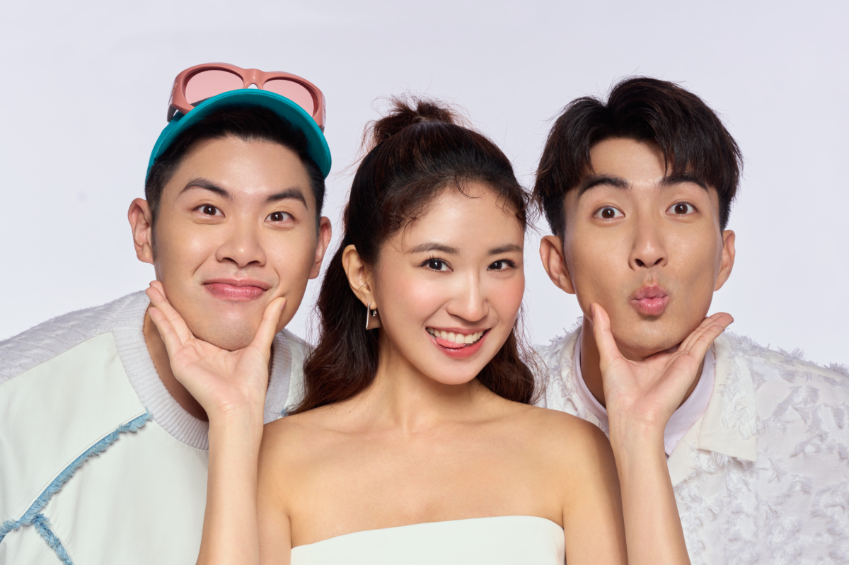 寶拉珍選品牌大使9m88 ft. 品牌摯友 The DoDo Men 演繹胜肽系列形象影片「15分鐘粉潤緊緻胜級」，粉嫩登場台北捷運