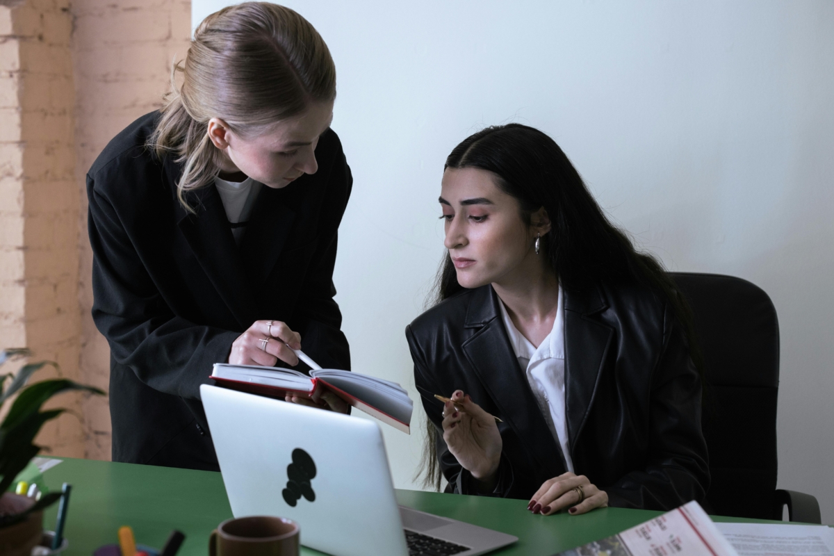 排卵前後的黃金四天是魅力值跟社交能量最高的巔峰。