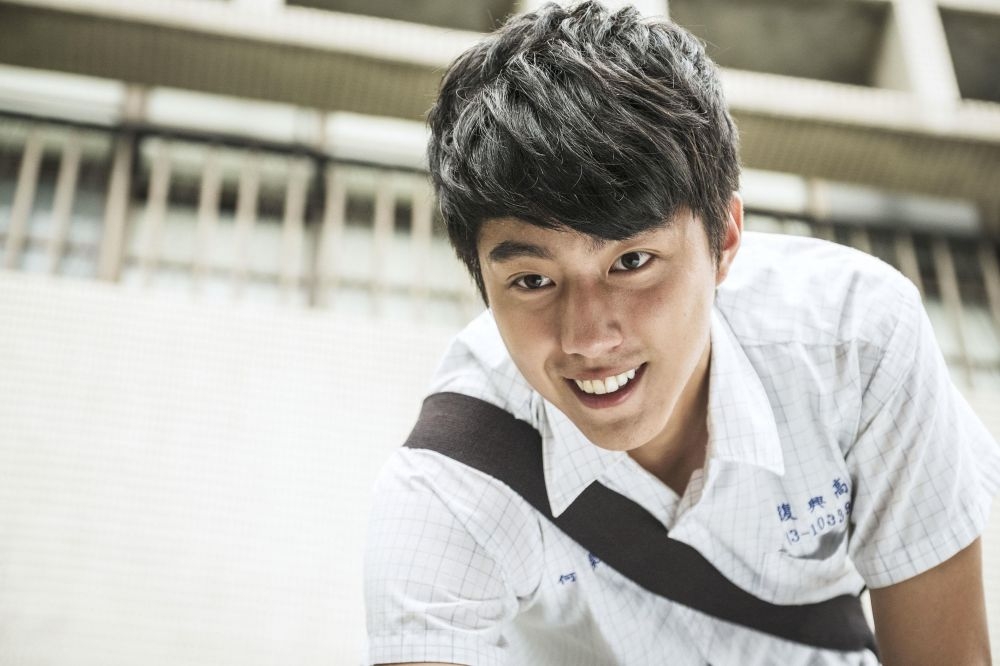 《通靈少女》「阿樂學長」（蔡凡熙 飾演）與「謝雅真」（郭書瑤 飾演）發展出純真虐心的校園愛情。