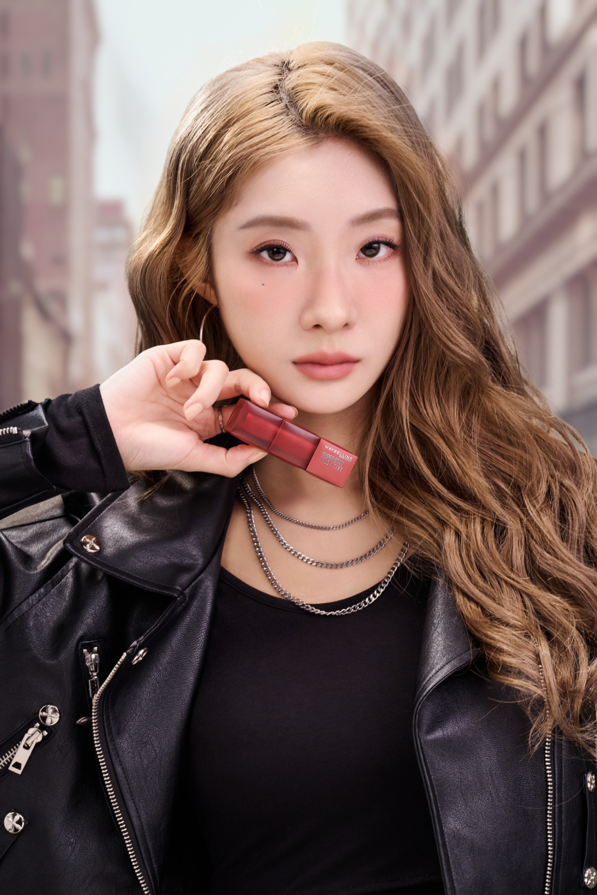 媚比琳 泰迪絨霧液態唇泥 絨絨奶杏 #100絨絨伯爵奶，NT$499