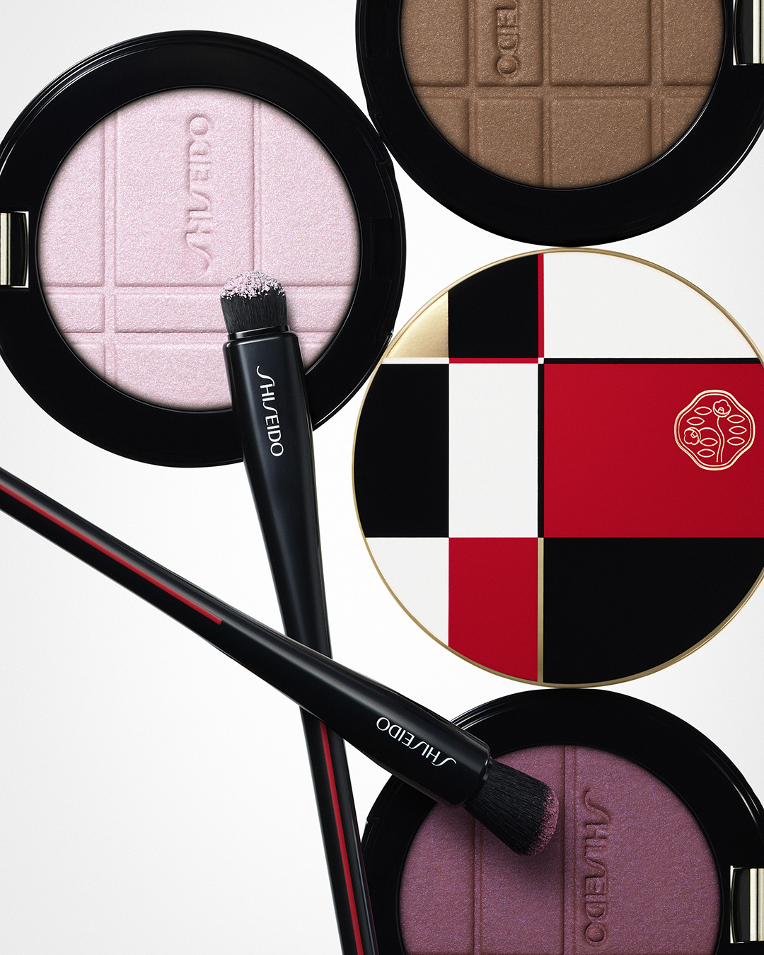 2026 最新「寶石光眼頰亮彩盤」，眼影腮紅、打亮修容超級萬