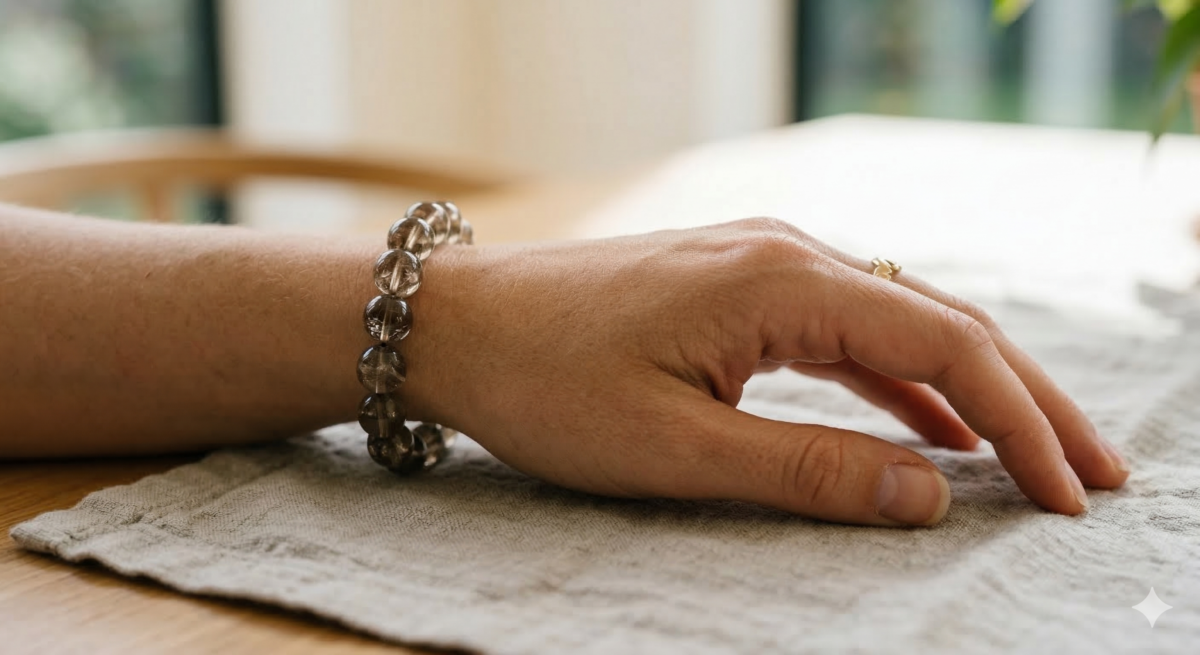 茶晶能吸收負面能量，過濾生活中的焦慮與壓力，平復急躁的心情。