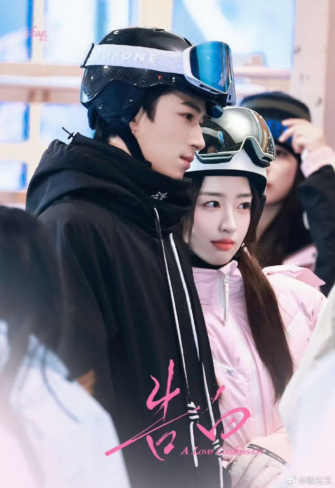 王星越、鄧恩熙外型速配。