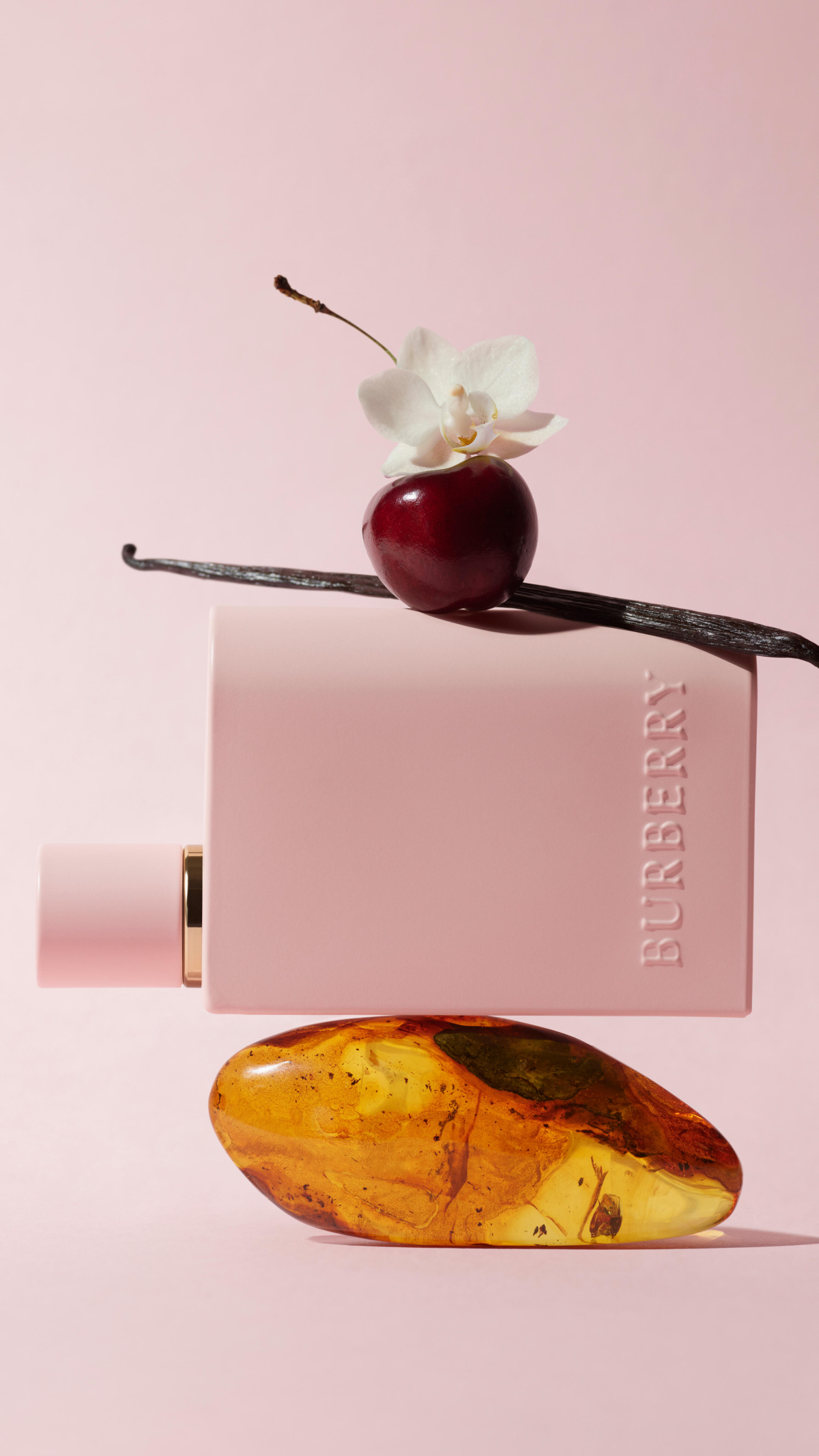 BURBERRY HER 女性香精30ML，NT$3,500/50ML，NT$5,050/100ML，NT$7,050