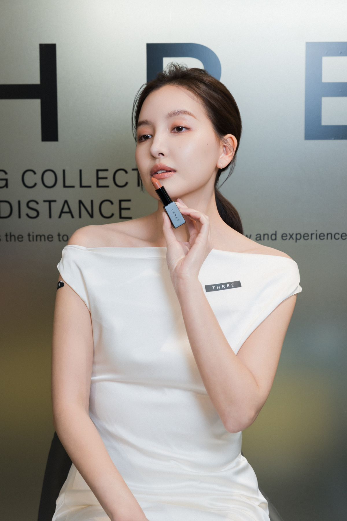 THREE 夢幻柔光唇膏07 ALMOND TEA，NT$1,300 