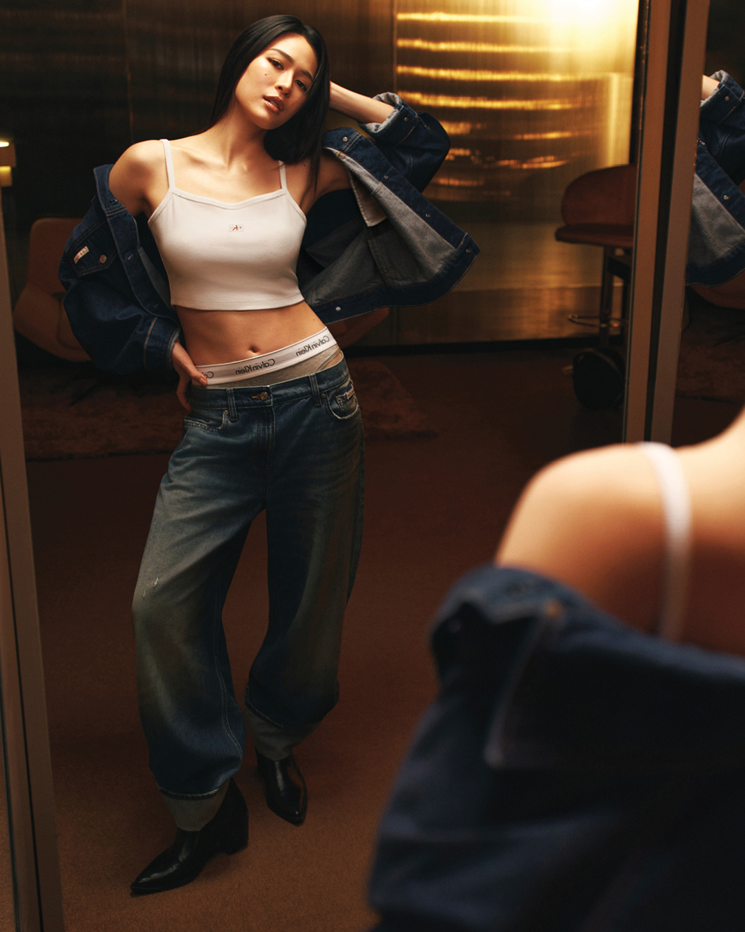 鄺玲玲領銜演出 Calvin Klein 亞洲區全新丹寧系列廣告