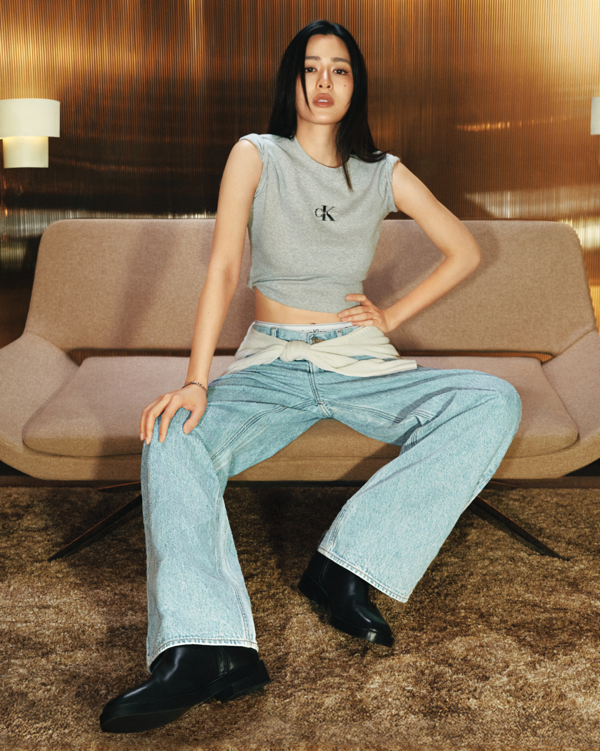 鄺玲玲領銜演出 Calvin Klein 亞洲區全新丹寧系列廣告