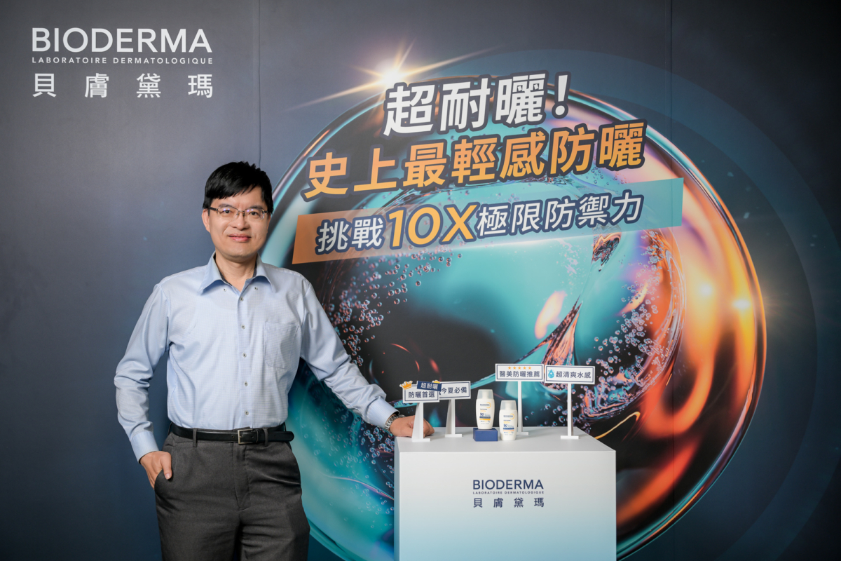 皮膚專科醫師邱品齊指出：對抗陽光及各種環境氧化污染，不能只單靠防曬，能否有效幫助肌膚抗氧防護是重要關鍵