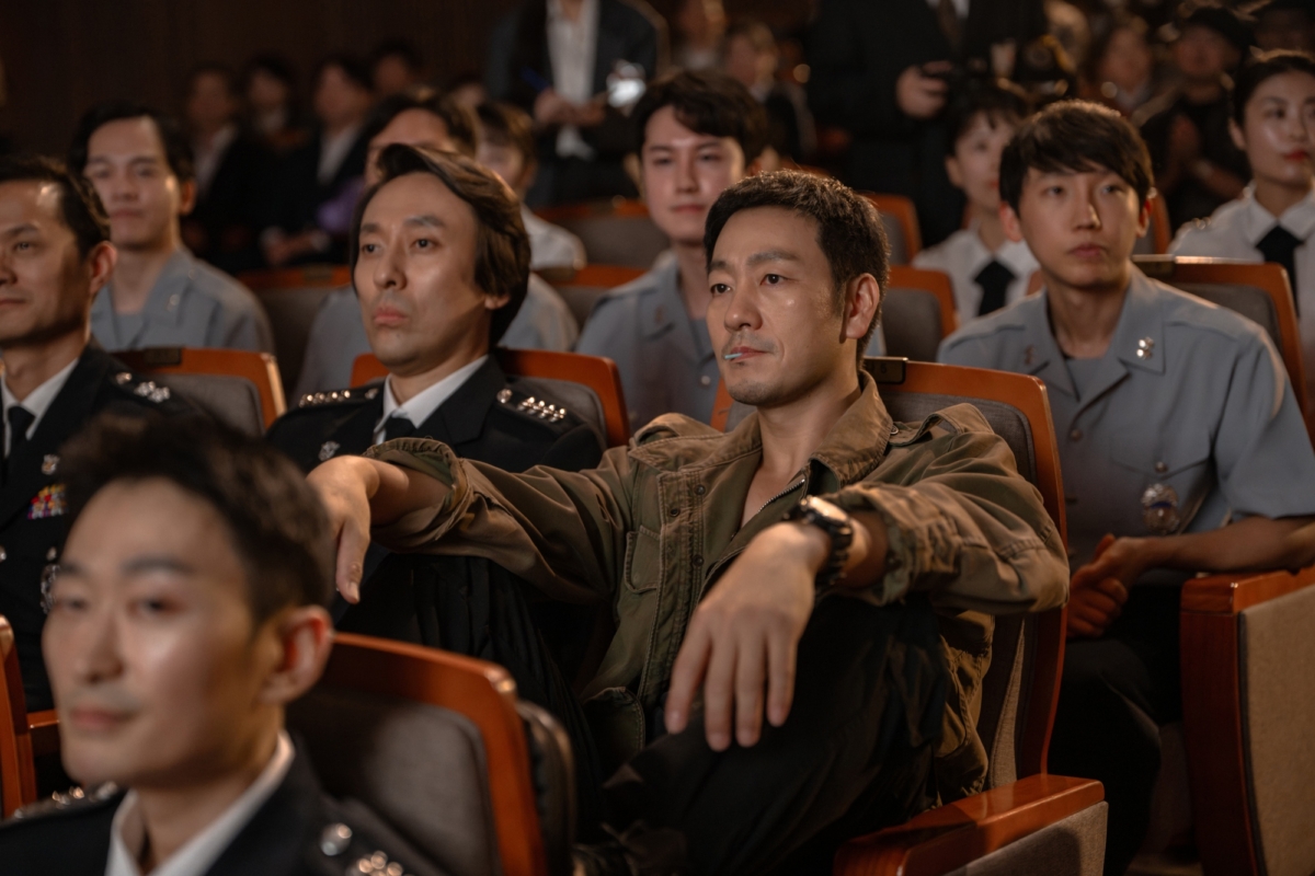《稻草人》由《模範計程車》朴俊宇導演與《犯罪心理》團隊攜手打造