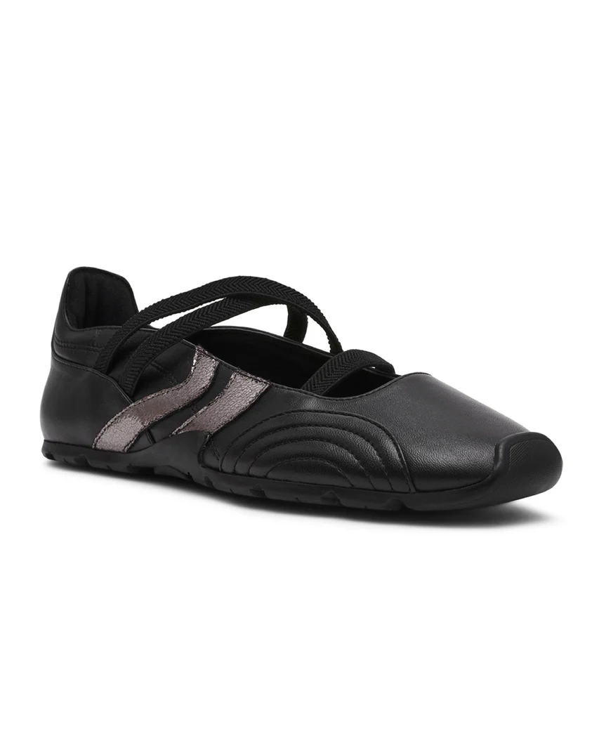 STEVE MADDEN 交叉鬆緊休閒瑪莉珍鞋，NT$2,980