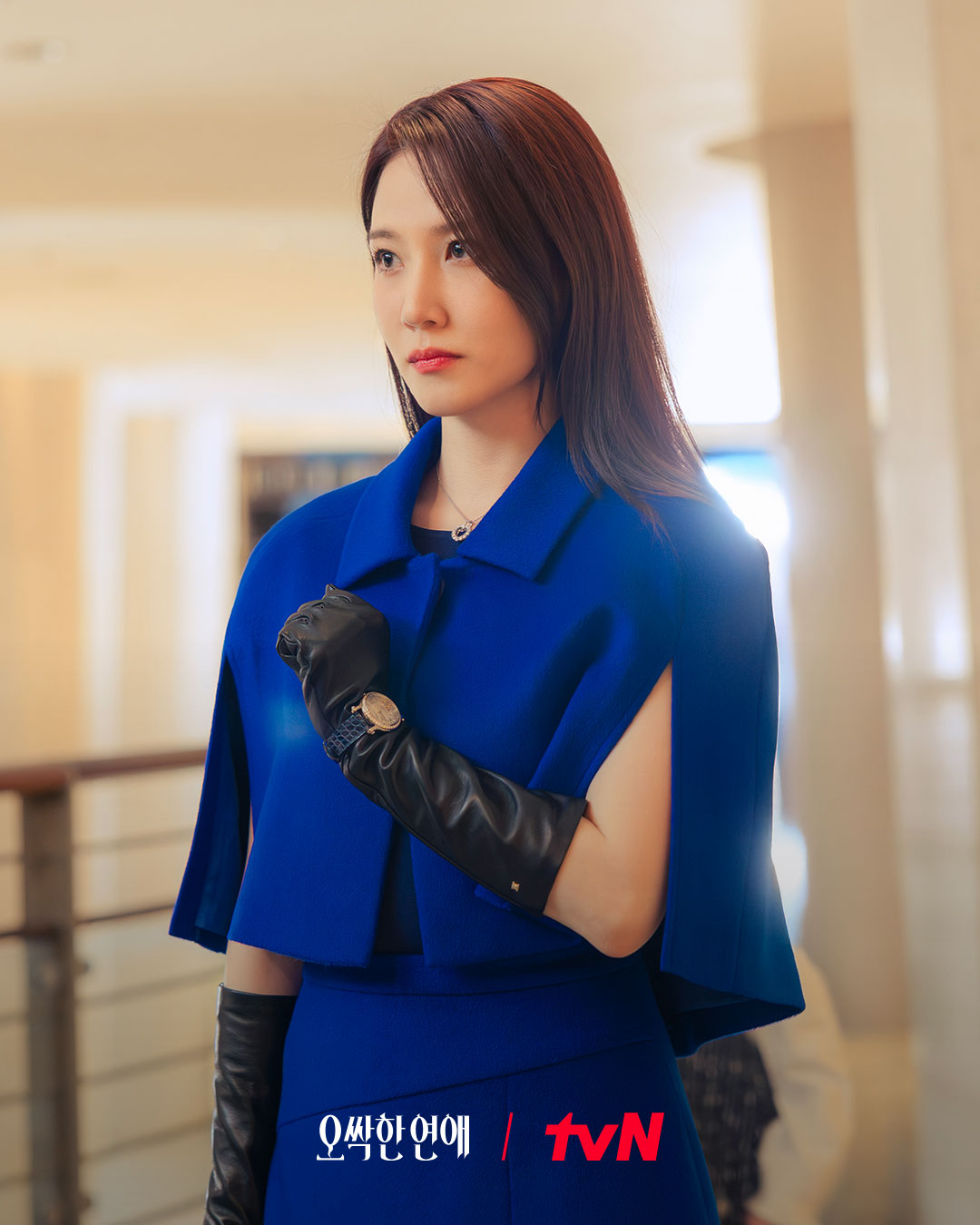 朴恩斌《驚悚的戀愛》為什麼她總帶著手套？