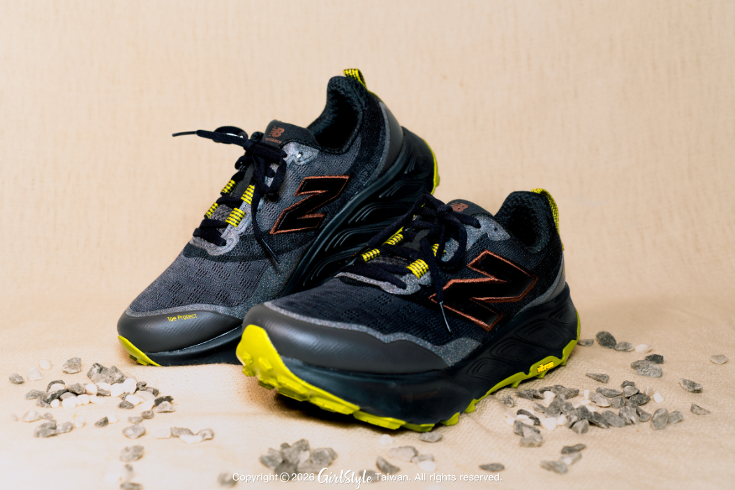 NEW BALANCE 男款 Fresh Foam X Hierro v9 越野跑鞋 推薦價：3,680