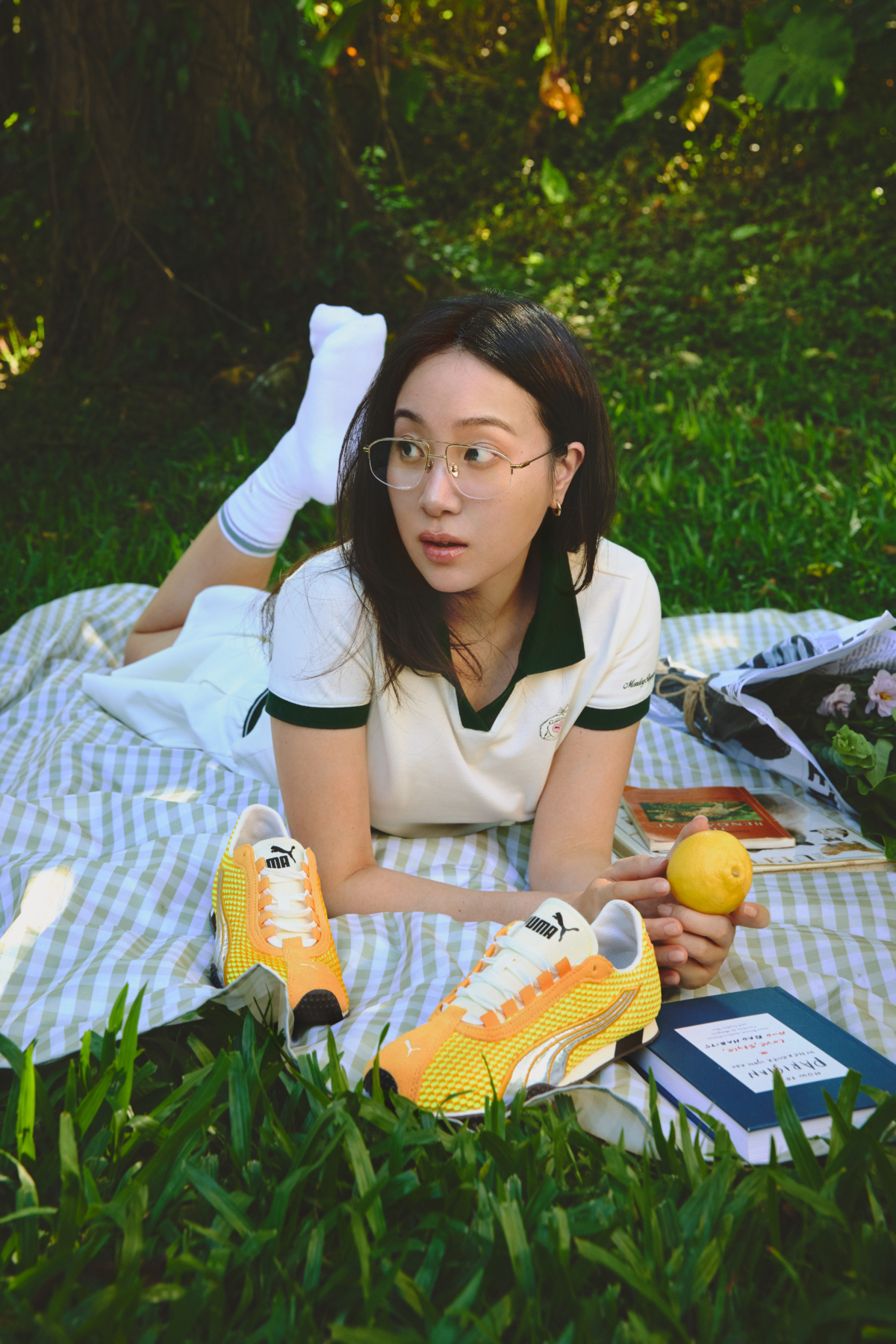 Melinda-MSC系列短袖Polo $1,480、百褶短裙 $2,280、H-Street MondaySleepingClub $3,280
