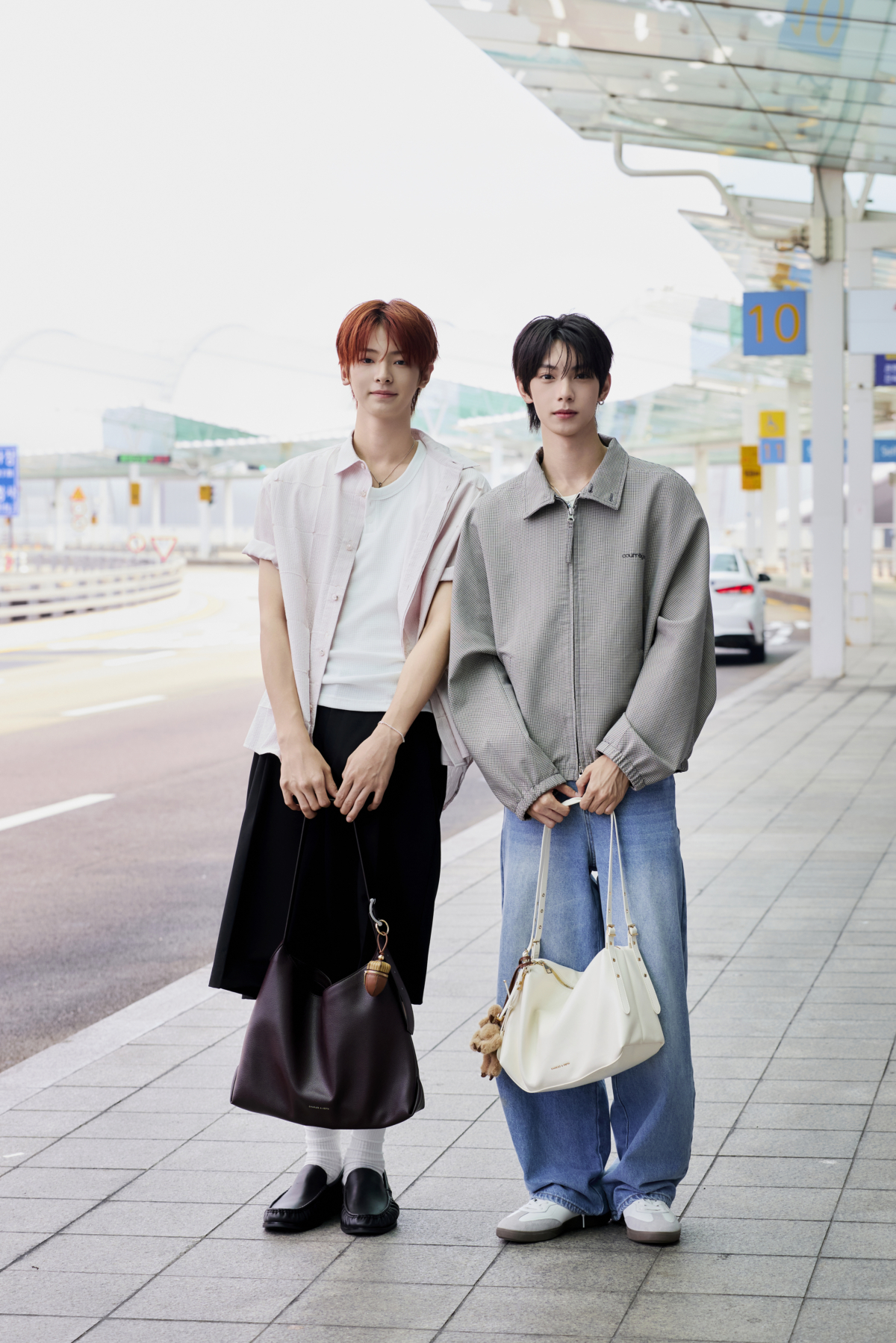 FLARE U 成員崔立于、姜玗進 X CHARLES & KEITH
