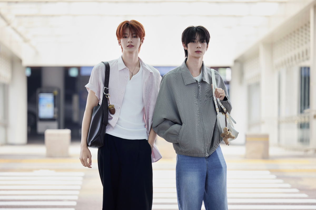 FLARE U 成員崔立于、姜玗進 X CHARLES & KEITH