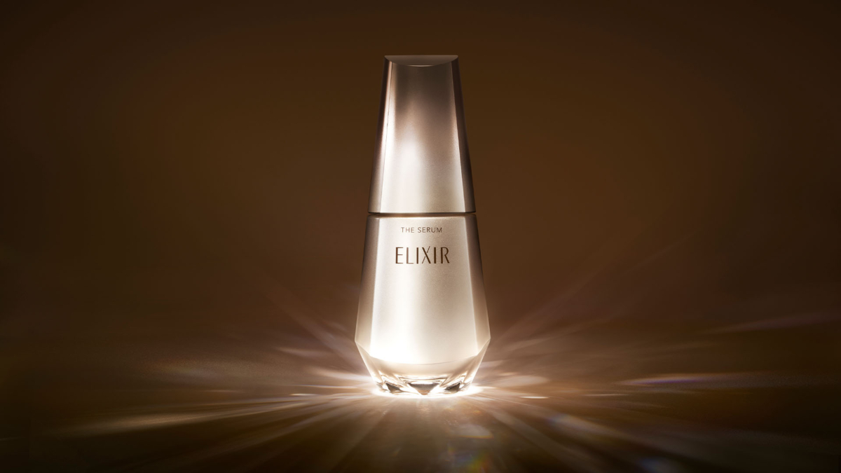 ELIXIR怡麗絲爾推出全新「膠原新肌光速精華 #光速精華」，添加全新資生堂集團獨家研發、從21,476種珍稀成分中淬煉，並榮獲全球13項抗老專利認證的獨家高效抗老成分「新肌酮」，結合世界首創高效滲透科技「超導年輕光速科技」，強健「基底膜」，層層修復肌膚屏障，光速年輕！