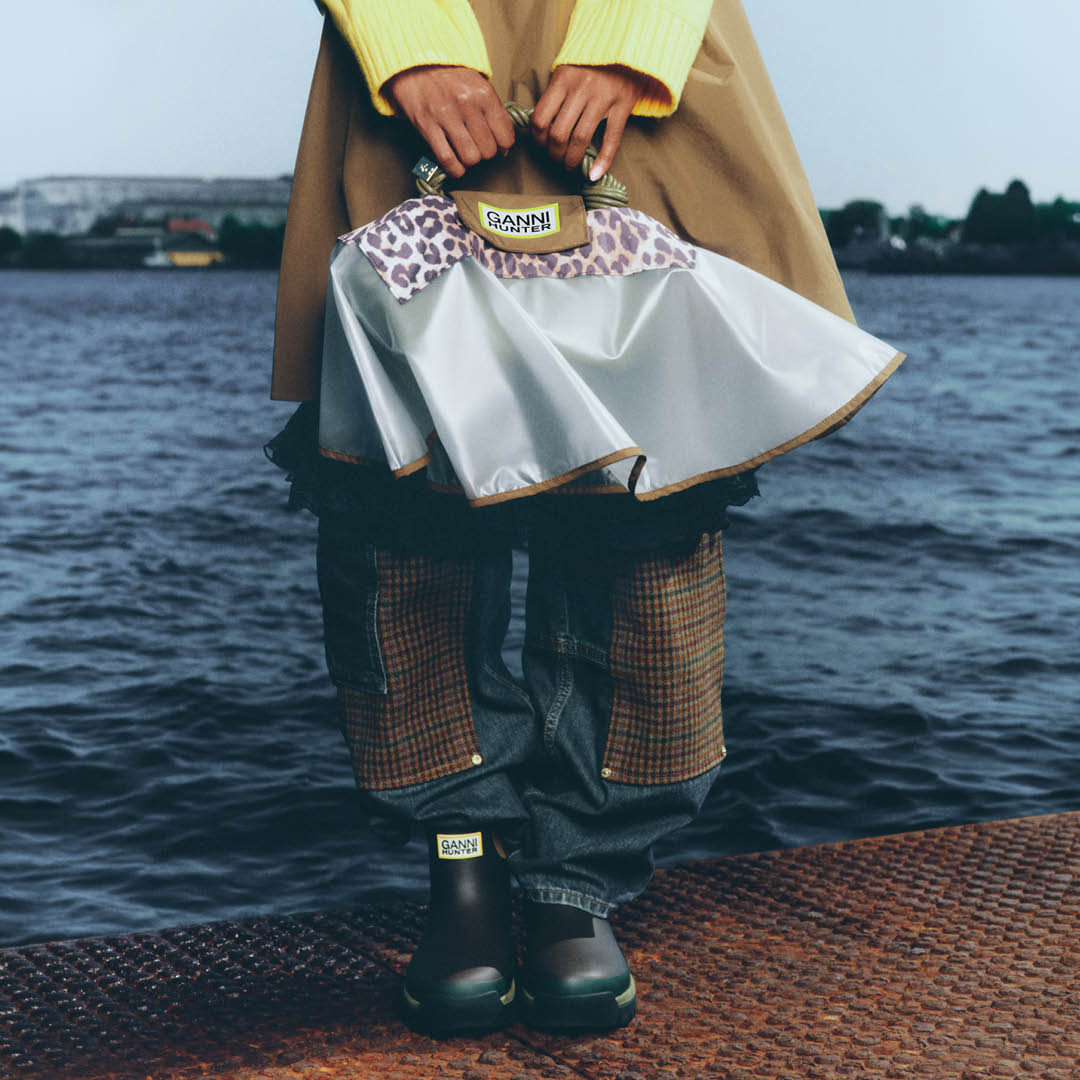 GANNIxHUNTER 連 Bou Bag 都有專屬雨衣