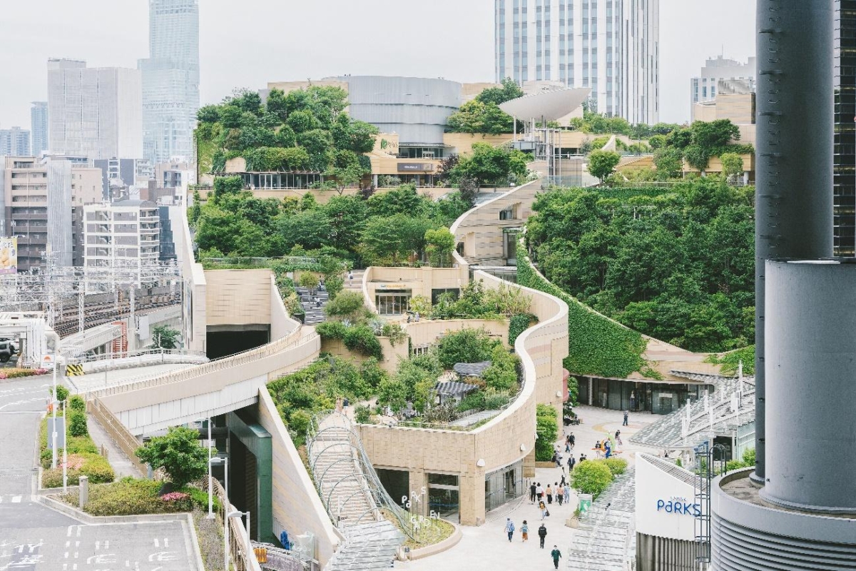 大阪難波Parks白日景象