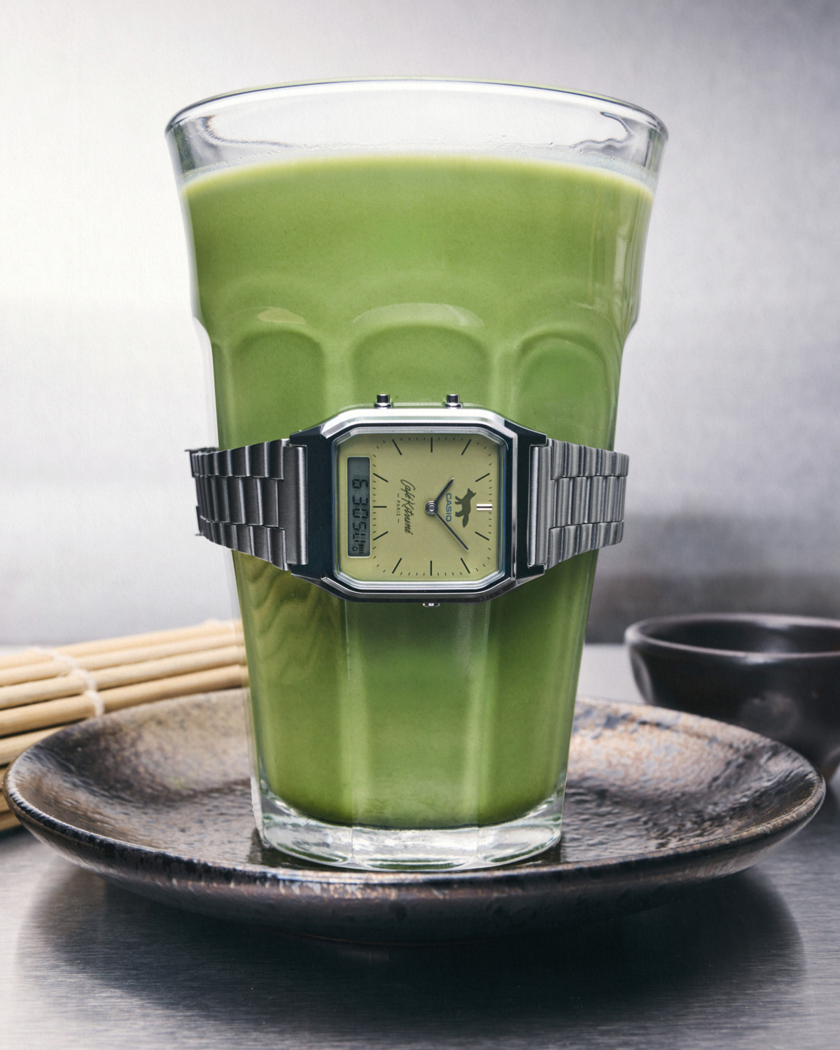 CASIO攜手精緻品味的咖啡品牌Café Kitsuné推出全新聯名錶款AQ-230ECK 建議售價NT$3,600