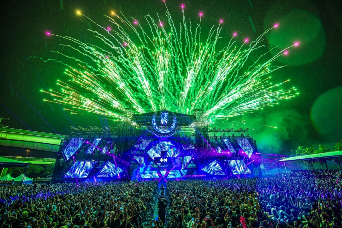 Ultra Taiwan打造最頂尖的卡司陣容、舞台、音響、燈光、視覺及煙火，連續第3年榮獲國際權威音樂媒體《DJ MAG》選出的「世界百大音樂節」殊榮。